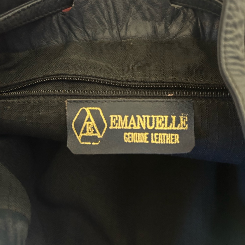 Emanuelle Leather Shoulder Bag